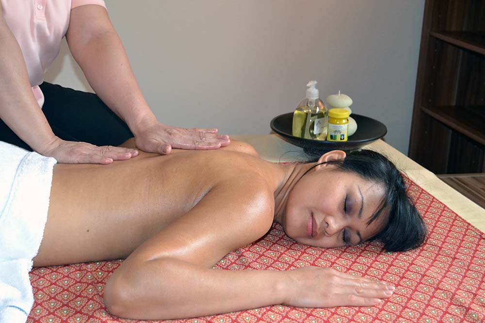 Aroma-Öl-Massage